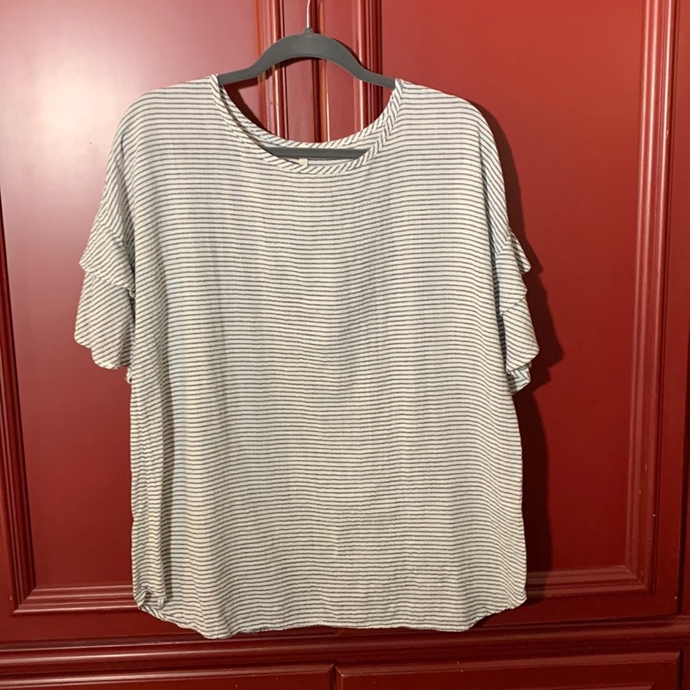 Bell sleeve gauze top